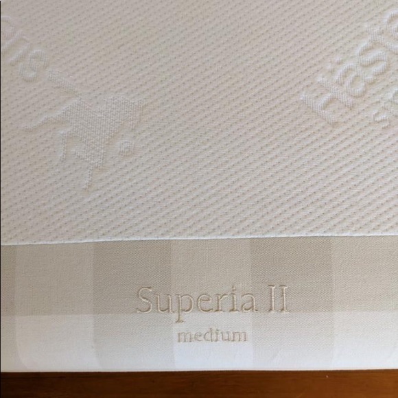 Hastens Superia ll split mattress with BJX topper - Picture 5 of 9